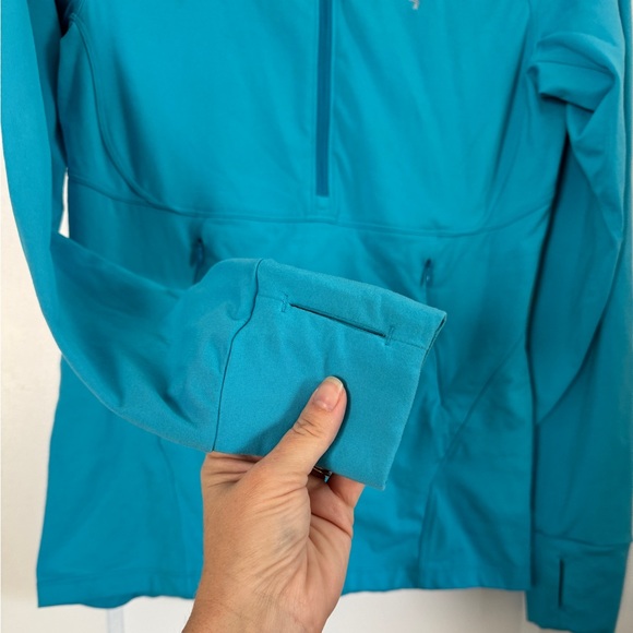 Vintage Arc’teryx 3/4 Zip Base Layering long sleeved Top with Thumb Holes - Picture 4 of 9